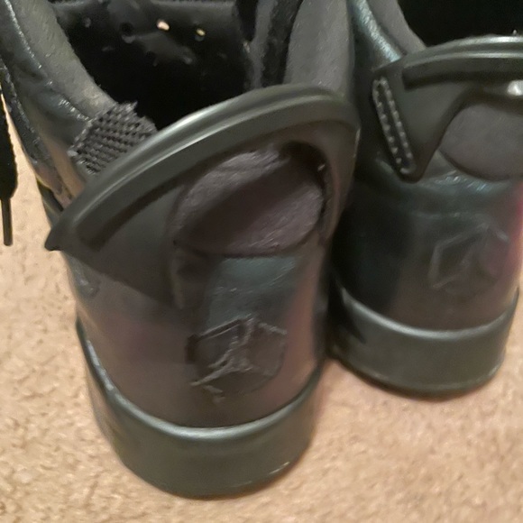 Jordan’s - Picture 4 of 8